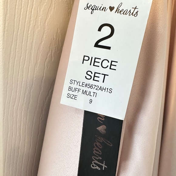 Sequin Hearts , Evening Gown 2 Piece Formal Prom Dress Hi Lo Sequin Size 9 NWT - Picture 9 of 13